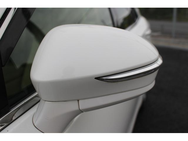 クラウンハイブリッド ロイヤルサルーン 純正ナビ フルセグTV 禁煙車 バックカメラ ETC LEDヘッドライト パワーシート シートヒーター スマートキー プッシュスタート 電動格納ミラー Bluetooth接続(25枚目)