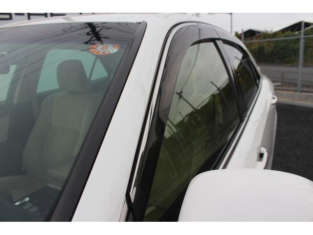 クラウンハイブリッド ロイヤルサルーン 純正ナビ フルセグTV 禁煙車 バックカメラ ETC LEDヘッドライト パワーシート シートヒーター スマートキー プッシュスタート 電動格納ミラー Bluetooth接続(26枚目)