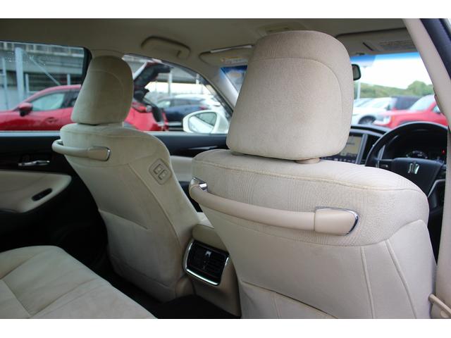 クラウンハイブリッド ロイヤルサルーン 純正ナビ フルセグTV 禁煙車 バックカメラ ETC LEDヘッドライト パワーシート シートヒーター スマートキー プッシュスタート 電動格納ミラー Bluetooth接続(37枚目)