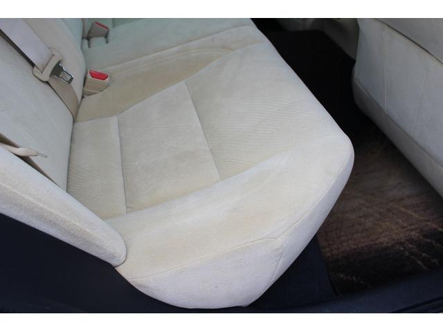 クラウンハイブリッド ロイヤルサルーン 純正ナビ フルセグTV 禁煙車 バックカメラ ETC LEDヘッドライト パワーシート シートヒーター スマートキー プッシュスタート 電動格納ミラー Bluetooth接続(39枚目)