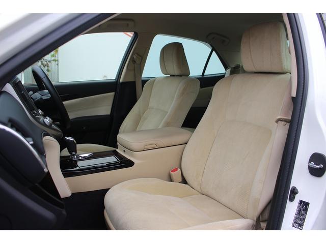 クラウンハイブリッド ロイヤルサルーン 純正ナビ フルセグTV 禁煙車 バックカメラ ETC LEDヘッドライト パワーシート シートヒーター スマートキー プッシュスタート 電動格納ミラー Bluetooth接続(47枚目)