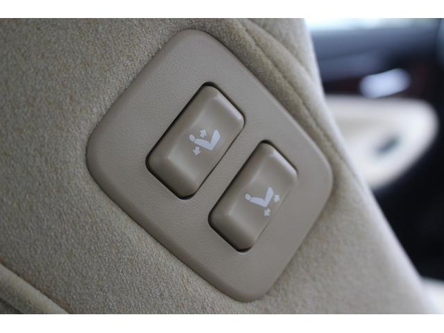 クラウンハイブリッド ロイヤルサルーン 純正ナビ フルセグTV 禁煙車 バックカメラ ETC LEDヘッドライト パワーシート シートヒーター スマートキー プッシュスタート 電動格納ミラー Bluetooth接続(51枚目)