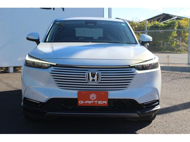 ヴェゼル ｅ：ＨＥＶ　Ｘ　ｃａｒｏｚｚｅｒｉａナビ　禁煙車　ホンダセンシング　ＬＥＤヘッドライト　ＥＴＣ　純正１６ＡＷ　ＵＳＢソケット　クリアランスソナー　ブレーキホールド　プッシュスタート（8枚目）