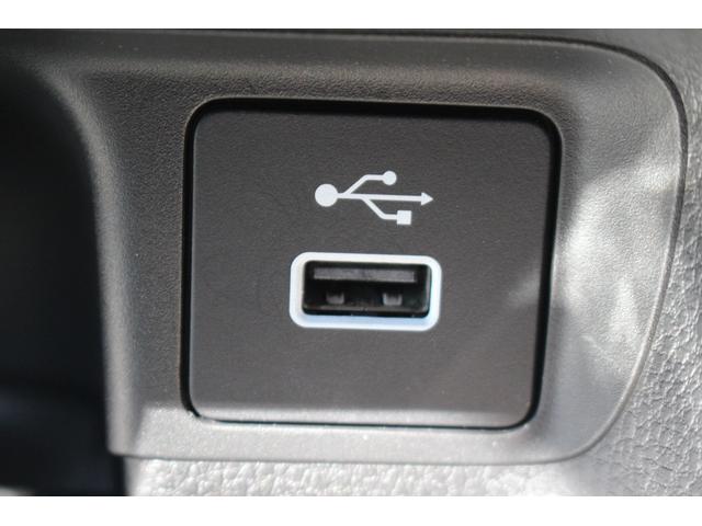 ヴェゼル ｅ：ＨＥＶ　Ｘ　ｃａｒｏｚｚｅｒｉａナビ　禁煙車　ホンダセンシング　ＬＥＤヘッドライト　ＥＴＣ　純正１６ＡＷ　ＵＳＢソケット　クリアランスソナー　ブレーキホールド　プッシュスタート（56枚目）