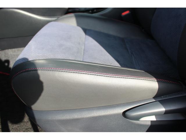 ハリアー プレミアム ALPINE9型ナビ フルセグTV 禁煙車 バックカメラ ETC LEDヘッドライト LEDフォグランプ クルーズコントロール 衝突軽減ブレーキ レーンアシスト スマートキー プッシュスタート(42枚目)