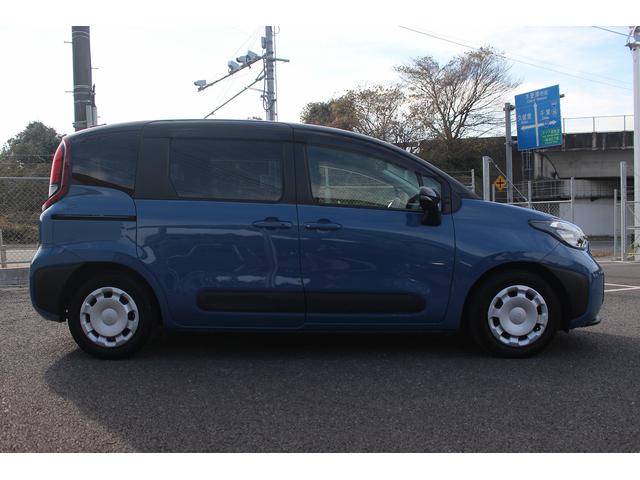 シエンタ ハイブリッドG 7人乗り 純正10.5型ディスプレイオーディオ フルセグTV バックカメラ トヨタセーフティセンス 両側電動スライドドア スマートキー プッシュスタート 電動格納ミラー Bluetooth接続(10枚目)