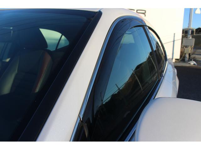 IS IS300h バージョンL サンルーフ 禁煙車 純正ナビ 温冷黒革シート バックカメラ LEDヘッドライト レーダークルーズコントロール 衝突軽減ブレーキ スマートキー プッシュスタート Bluetooth接続(23枚目)