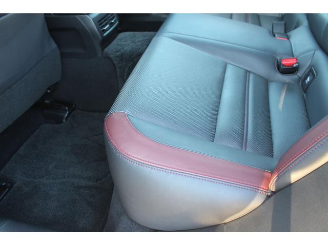 IS IS300h バージョンL サンルーフ 禁煙車 純正ナビ 温冷黒革シート バックカメラ LEDヘッドライト レーダークルーズコントロール 衝突軽減ブレーキ スマートキー プッシュスタート Bluetooth接続(41枚目)
