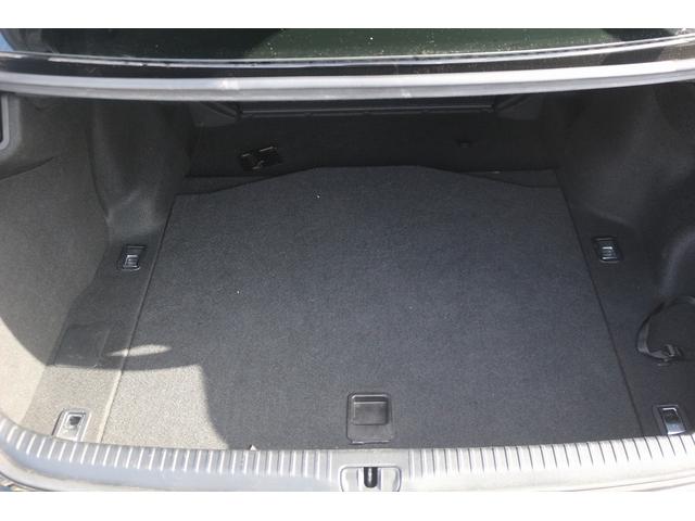 ＲＣ ＲＣ３００ｈ　バージョンＬ　禁煙車　Ｆスポーツグリル　茶革シート　純正ナビ　フルセグ　バックカメラ　レーダークルーズ　シートエアコン　シートヒーター　ＬＥＤヘッドライト　パドルシフト　ＥＴＣ　クリアランスソナー　ベンチレーション（33枚目）