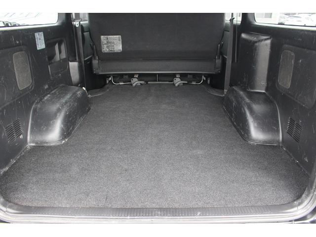 ハイエースバン 　純正ナビ　Ｂカメラ　　両側電動スライドドア　ＥＴＣ　ＬＥＤヘッドライト　１００Ｖコンセント　オートハイビーム　プッシュスタート　スマートキー　Ｂｌｕｅｔｏｏｔｈ接続（39枚目）