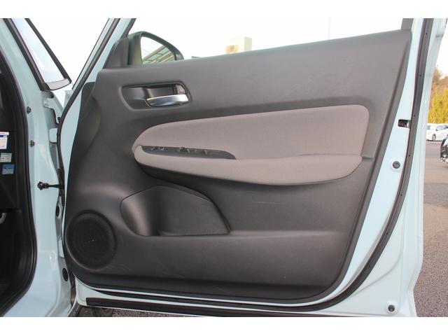 フィット クロスター　禁煙車　ワンオーナー　純正ナビ　バックカメラ　フルセグＴＶ　ホンダセンシング　ＬＥＤヘッドライト　ＥＴＣ　障害物センサー　クルーズコントロール　電動格納ミラー（32枚目）