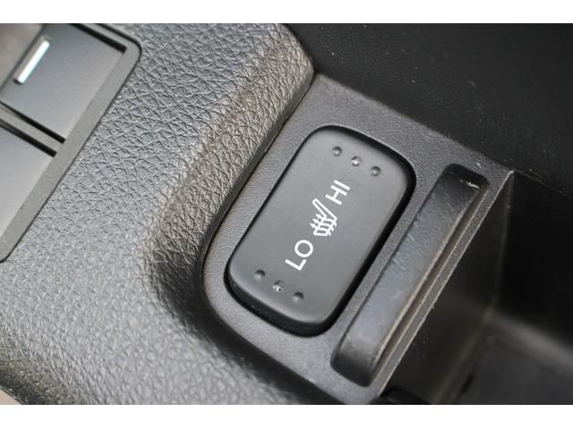 オデッセイハイブリッド ハイブリッドアブソルート・ＥＸホンダセンシング　禁煙車　後席モニター　純正９型ナビ　フルセグテレビ　バックカメラ　黒革シート　両側電動スライドドア（7枚目）