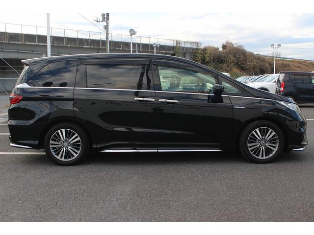 オデッセイハイブリッド ハイブリッドアブソルート・ＥＸホンダセンシング　禁煙車　後席モニター　純正９型ナビ　フルセグテレビ　バックカメラ　黒革シート　両側電動スライドドア（10枚目）