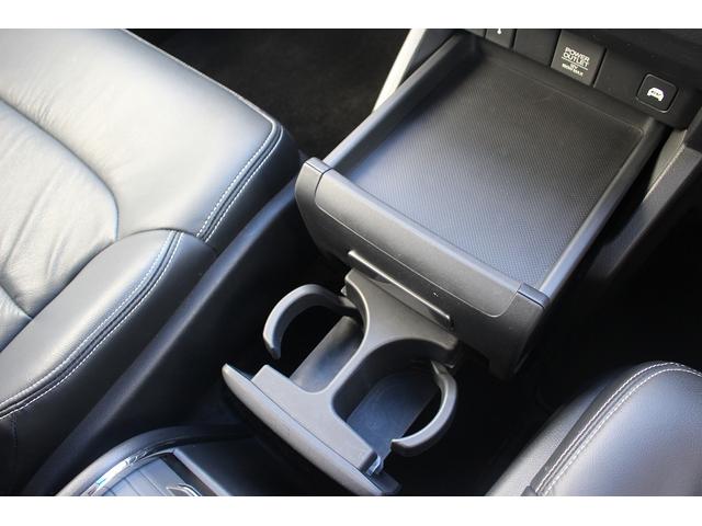 オデッセイハイブリッド ハイブリッドアブソルート・ＥＸホンダセンシング　禁煙車　後席モニター　純正９型ナビ　フルセグテレビ　バックカメラ　黒革シート　両側電動スライドドア（67枚目）