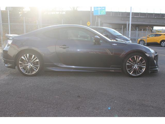 ���Ǝҗl�ւ̔̔��͂��f�肳���Ă��������܂��B�@�Ԍ������ԗ��̏ꍇ�́A�Ԍ����擾�������x�������z�ŕ\�����Ă���܂��B