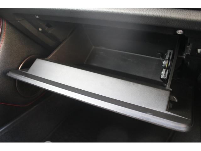 ���Ǝҗl�ւ̔̔��͂��f�肳���Ă��������܂��B�@�Ԍ������ԗ��̏ꍇ�́A�Ԍ����擾�������x�������z�ŕ\�����Ă���܂��B