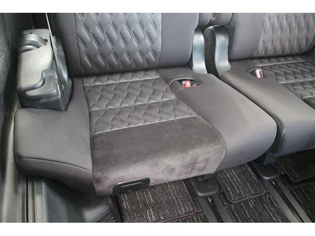 ヴェルファイア ２．５Ｚ　後期型　禁煙車　９型ディスプレイオーディオ　後席フリップダウンモニター　フルセグＴＶ　サンルーフ　バックカメラ　７人乗り　ＥＴＣ　衝突軽減ブレーキ　Ｂｌｕｅｔｏｏｔｈ接続　純正１８インチアルミホイール（34枚目）