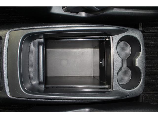 ヴェルファイア ２．５Ｚ　後期型　禁煙車　９型ディスプレイオーディオ　後席フリップダウンモニター　フルセグＴＶ　サンルーフ　バックカメラ　７人乗り　ＥＴＣ　衝突軽減ブレーキ　Ｂｌｕｅｔｏｏｔｈ接続　純正１８インチアルミホイール（69枚目）