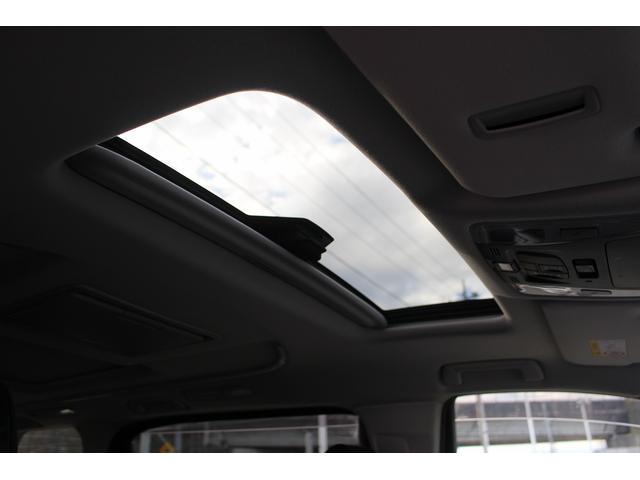 ヴェルファイア ２．５Ｚ　後期型　禁煙車　９型ディスプレイオーディオ　後席フリップダウンモニター　フルセグＴＶ　サンルーフ　バックカメラ　７人乗り　ＥＴＣ　衝突軽減ブレーキ　Ｂｌｕｅｔｏｏｔｈ接続　純正１８インチアルミホイール（74枚目）