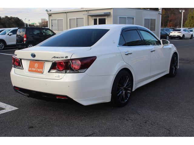 クラウンハイブリッド アスリートＳ　Ｊ－フロンティアリミテッド　禁煙車　純正ナビ　フルセグテレビ　サイドバックカメラ　ＥＴＣ　レーダークルコン　ＬＥＤヘッドライト　黒半革シート　プッシュスタート　スマートキー　クリアランスソナー（11枚目）