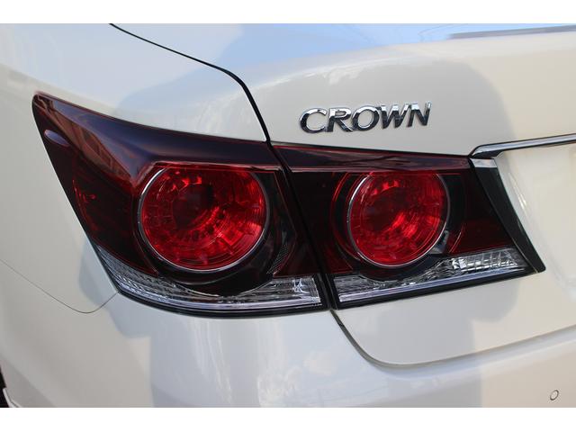 クラウンハイブリッド アスリートＳ　Ｊ－フロンティアリミテッド　禁煙車　純正ナビ　フルセグテレビ　サイドバックカメラ　ＥＴＣ　レーダークルコン　ＬＥＤヘッドライト　黒半革シート　プッシュスタート　スマートキー　クリアランスソナー（21枚目）