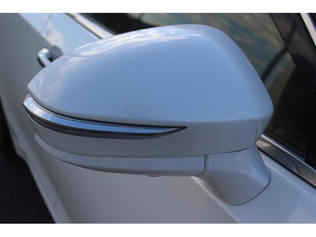 クラウンハイブリッド アスリートＳ　Ｊ－フロンティアリミテッド　禁煙車　純正ナビ　フルセグテレビ　サイドバックカメラ　ＥＴＣ　レーダークルコン　ＬＥＤヘッドライト　黒半革シート　プッシュスタート　スマートキー　クリアランスソナー（22枚目）