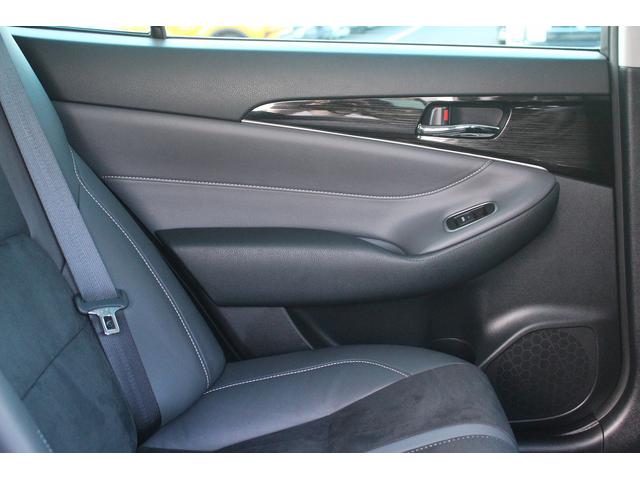 クラウンハイブリッド アスリートＳ　Ｊ－フロンティアリミテッド　禁煙車　純正ナビ　フルセグテレビ　サイドバックカメラ　ＥＴＣ　レーダークルコン　ＬＥＤヘッドライト　黒半革シート　プッシュスタート　スマートキー　クリアランスソナー（37枚目）