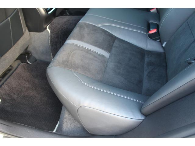 クラウンハイブリッド アスリートＳ　Ｊ－フロンティアリミテッド　禁煙車　純正ナビ　フルセグテレビ　サイドバックカメラ　ＥＴＣ　レーダークルコン　ＬＥＤヘッドライト　黒半革シート　プッシュスタート　スマートキー　クリアランスソナー（41枚目）