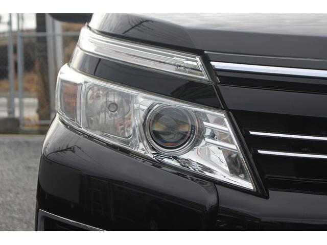 ヴォクシー ＺＳ　煌　禁煙車　純正１０インチナビ　フルセグテレビ　純正１１型後席モニター　バックカメラ　両側電動スライドドア　ＥＴＣ　シートヒーター　スマートキー　プッシュスタート（16枚目）