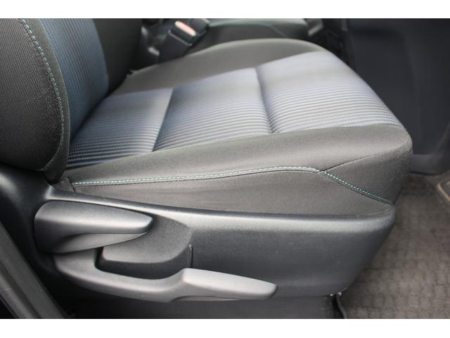 ヴォクシー ＺＳ　煌　禁煙車　純正１０インチナビ　フルセグテレビ　純正１１型後席モニター　バックカメラ　両側電動スライドドア　ＥＴＣ　シートヒーター　スマートキー　プッシュスタート（30枚目）