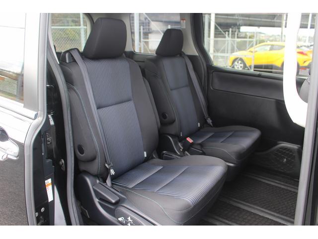 ヴォクシー ＺＳ　煌　禁煙車　純正１０インチナビ　フルセグテレビ　純正１１型後席モニター　バックカメラ　両側電動スライドドア　ＥＴＣ　シートヒーター　スマートキー　プッシュスタート（33枚目）