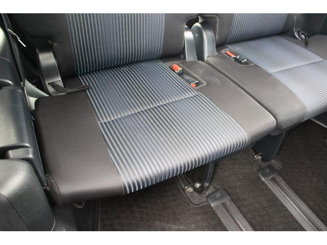 ヴォクシー ＺＳ　煌　禁煙車　純正１０インチナビ　フルセグテレビ　純正１１型後席モニター　バックカメラ　両側電動スライドドア　ＥＴＣ　シートヒーター　スマートキー　プッシュスタート（36枚目）