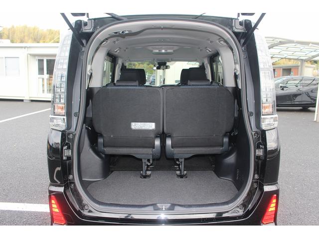 ヴォクシー ＺＳ　煌　禁煙車　純正１０インチナビ　フルセグテレビ　純正１１型後席モニター　バックカメラ　両側電動スライドドア　ＥＴＣ　シートヒーター　スマートキー　プッシュスタート（38枚目）