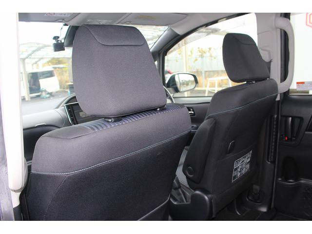 ヴォクシー ＺＳ　煌　禁煙車　純正１０インチナビ　フルセグテレビ　純正１１型後席モニター　バックカメラ　両側電動スライドドア　ＥＴＣ　シートヒーター　スマートキー　プッシュスタート（40枚目）