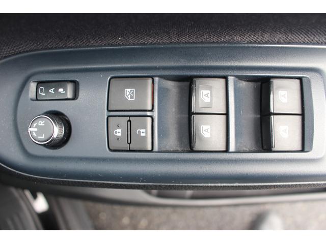 ヴォクシー ＺＳ　煌　禁煙車　純正１０インチナビ　フルセグテレビ　純正１１型後席モニター　バックカメラ　両側電動スライドドア　ＥＴＣ　シートヒーター　スマートキー　プッシュスタート（54枚目）