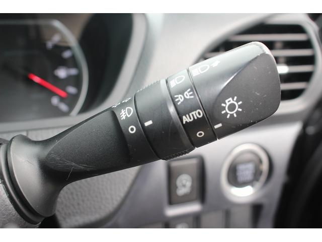 ヴォクシー ＺＳ　煌　禁煙車　純正１０インチナビ　フルセグテレビ　純正１１型後席モニター　バックカメラ　両側電動スライドドア　ＥＴＣ　シートヒーター　スマートキー　プッシュスタート（55枚目）