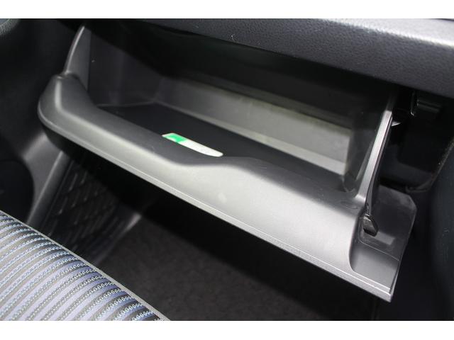 ヴォクシー ＺＳ　煌　禁煙車　純正１０インチナビ　フルセグテレビ　純正１１型後席モニター　バックカメラ　両側電動スライドドア　ＥＴＣ　シートヒーター　スマートキー　プッシュスタート（64枚目）