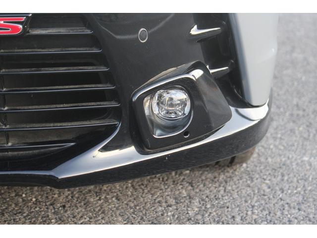 フィット ｅ：ＨＥＶ　ＲＳ　後期型　禁煙車　純正９型ナビ　フルセグＴＶ　バックカメラ　ハーフレザーシート　ＬＥＤヘッドライト　レーダークルーズコントロール　純正１６インチホイール　ＥＴＣ　衝突軽減ブレーキ　Ｂｌｕｅｔｏｏｔｈ接続（19枚目）