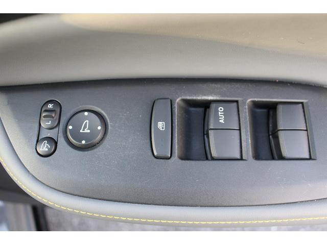 フィット ｅ：ＨＥＶ　ＲＳ　後期型　禁煙車　純正９型ナビ　フルセグＴＶ　バックカメラ　ハーフレザーシート　ＬＥＤヘッドライト　レーダークルーズコントロール　純正１６インチホイール　ＥＴＣ　衝突軽減ブレーキ　Ｂｌｕｅｔｏｏｔｈ接続（54枚目）