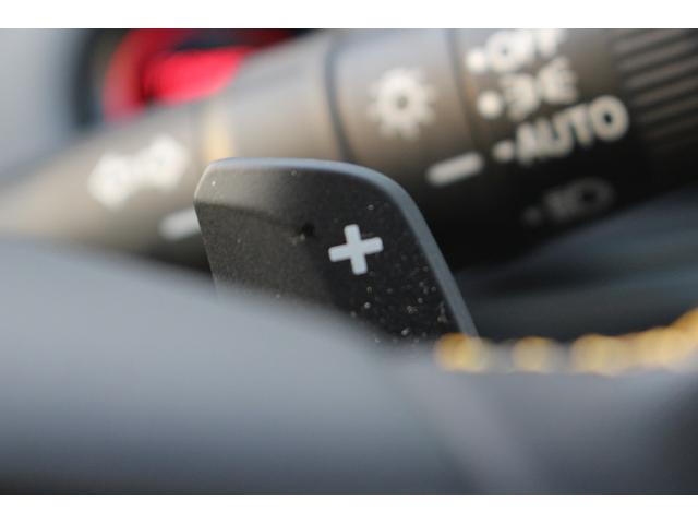 フィット ｅ：ＨＥＶ　ＲＳ　後期型　禁煙車　純正９型ナビ　フルセグＴＶ　バックカメラ　ハーフレザーシート　ＬＥＤヘッドライト　レーダークルーズコントロール　純正１６インチホイール　ＥＴＣ　衝突軽減ブレーキ　Ｂｌｕｅｔｏｏｔｈ接続（58枚目）