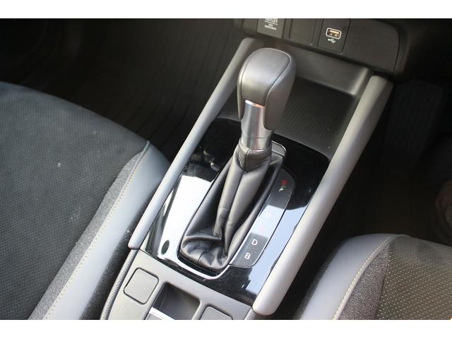 フィット ｅ：ＨＥＶ　ＲＳ　後期型　禁煙車　純正９型ナビ　フルセグＴＶ　バックカメラ　ハーフレザーシート　ＬＥＤヘッドライト　レーダークルーズコントロール　純正１６インチホイール　ＥＴＣ　衝突軽減ブレーキ　Ｂｌｕｅｔｏｏｔｈ接続（61枚目）