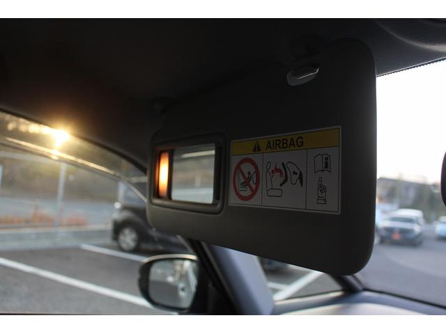 フィット ｅ：ＨＥＶ　ＲＳ　後期型　禁煙車　純正９型ナビ　フルセグＴＶ　バックカメラ　ハーフレザーシート　ＬＥＤヘッドライト　レーダークルーズコントロール　純正１６インチホイール　ＥＴＣ　衝突軽減ブレーキ　Ｂｌｕｅｔｏｏｔｈ接続（67枚目）