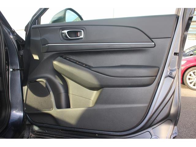 ヴェゼル ｅ：ＨＥＶ　Ｚ　ホンダコネクトディスプレイ　禁煙車　３６０度カメラ　フルセグＴＶ　　ホンダセンシング　ＬＥＤヘッドライト　ＥＴＣ２．０　電動リアゲート　パーキングソナー　シートヒーター　Ｂｌｕｅｔｏｏｔｈ接続（33枚目）