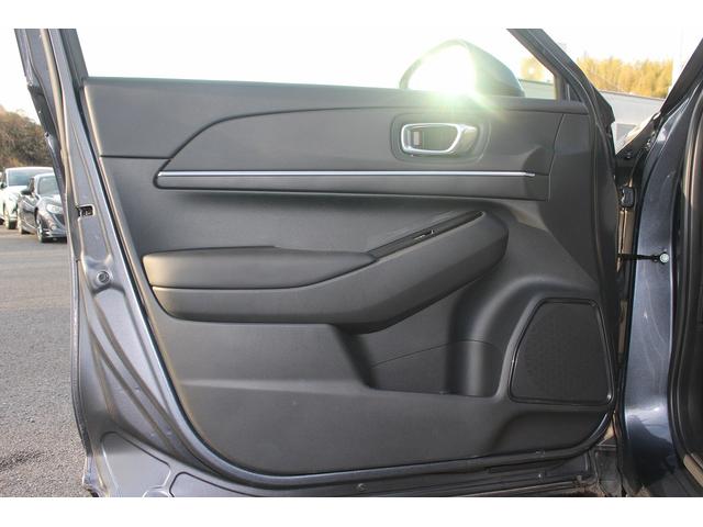 ヴェゼル ｅ：ＨＥＶ　Ｚ　ホンダコネクトディスプレイ　禁煙車　３６０度カメラ　フルセグＴＶ　　ホンダセンシング　ＬＥＤヘッドライト　ＥＴＣ２．０　電動リアゲート　パーキングソナー　シートヒーター　Ｂｌｕｅｔｏｏｔｈ接続（46枚目）