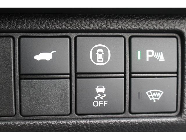 ヴェゼル ｅ：ＨＥＶ　Ｚ　純正ディスプレイオーディオ　バックカメラ　フルセグ　ＥＴＣ　レーダークルーズコントロール　ハーフレザーシート　シートヒーター　電動リアゲート　Ｂｌｕｅｔｏｏｔｈ接続　プッシュスタート（6枚目）