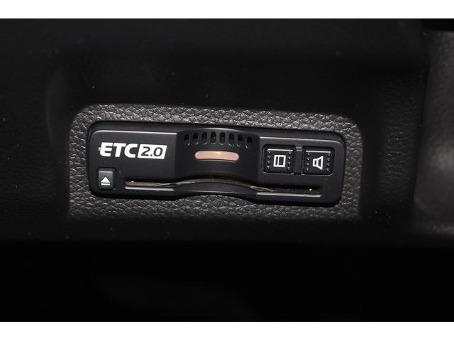 ヴェゼル ｅ：ＨＥＶ　Ｚ　純正ディスプレイオーディオ　バックカメラ　フルセグ　ＥＴＣ　レーダークルーズコントロール　ハーフレザーシート　シートヒーター　電動リアゲート　Ｂｌｕｅｔｏｏｔｈ接続　プッシュスタート（7枚目）