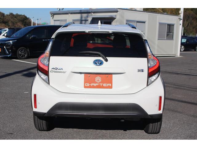 アクア クロスオーバー トヨタセーフティセンス 禁煙車 純正9型ナビ フルセグTV Bカメラ LEDヘッドライト ハーフレザーシート ETC シートヒーター スマートキー プッシュスタート Bluetooth接続(12枚目)