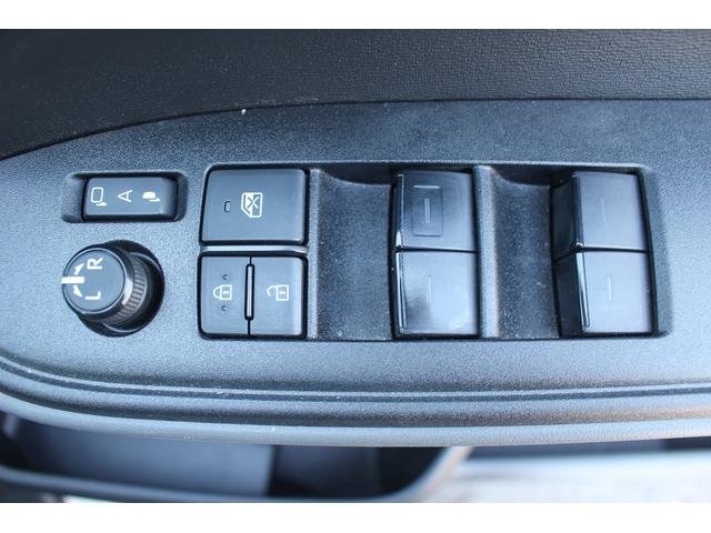 ノア Ｘ　禁煙車　純正ディスプレイオーディオ　バックカメラ　トヨタセーフティセンス　ＬＥＤヘッドライト　電動スライドドア　ＥＴＣ２．０　スマートキー　プッシュスタート　Ｂｌｕｅｔｏｏｔｈ接続（52枚目）