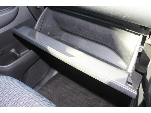 ノア Ｘ　禁煙車　純正ディスプレイオーディオ　バックカメラ　トヨタセーフティセンス　ＬＥＤヘッドライト　電動スライドドア　ＥＴＣ２．０　スマートキー　プッシュスタート　Ｂｌｕｅｔｏｏｔｈ接続（64枚目）