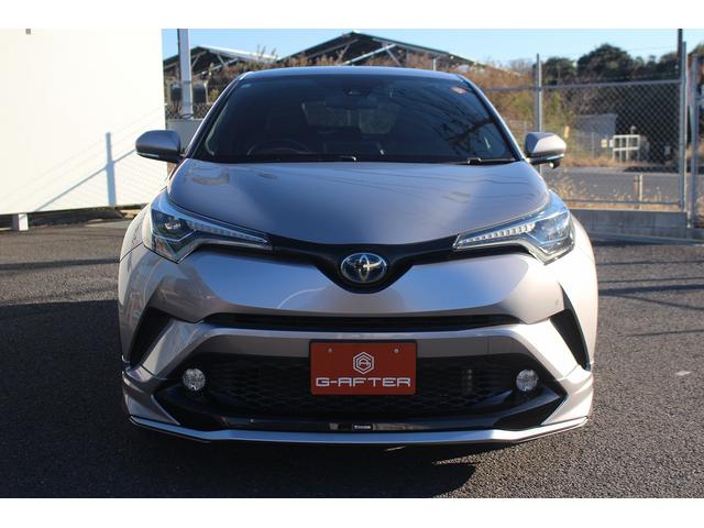 Ｃ－ＨＲ Ｇ　トヨタセーフティセンスＰ　禁煙車　純正９型ナビ　フルセグＴＶ　バックカメラ　ブラインドスポットモニター　ＬＥＤヘッドライト　　快適温熱シート　ＥＴＣ　１８インチ５本Ｙ字スポークアルミ　ハーフレザー（8枚目）